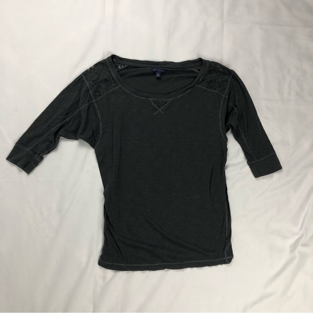 **5 ITEMS FOR $5** American Eagle Size Small 3/4 Sleeve TShirt